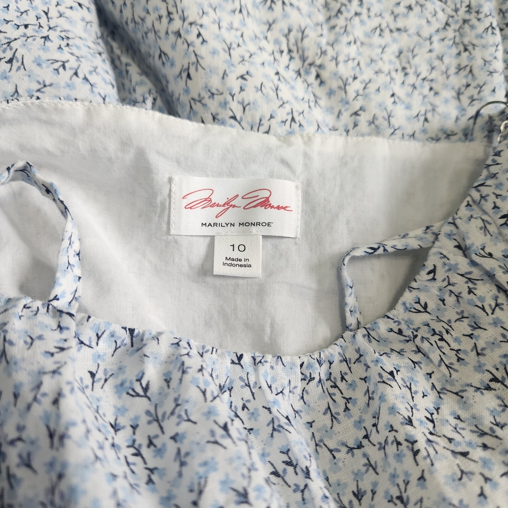 Marilyn Monroe Blue and White Floral Dress
